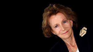 Elena Salgado, la última víctima 'mortal' del rey de las noticias falsas