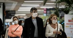 Ministre des solidarités et de la santé. Covid 19 Nouveaux Variants Du Coronavirus Certains Masques En Tissu Moins Filtrants Desormais Deconseilles
