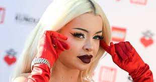 „Ein Herz für Kinder“-Spenden: Katja Krasavice kritisiert Lindner, Merz und  Co.