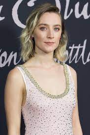 Saoirse At The Maria Queen Of Scotland Photocall In Berlin Lovely Dresses Ronan Actresses