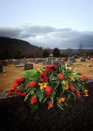 Headstone Flowers Grave Decoration Cemetery Flowers Cemetery Arrangement Grave Saddle Flowers For Grandpa For Dad For Husband In 2020 Cemetery Flowers Grave Decorations Headstones