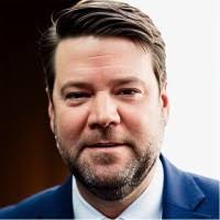 Wes Davis Email & Phone Number