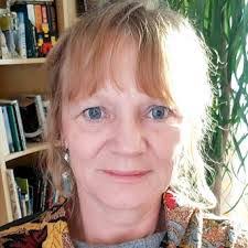 Karin Kirschbaum's Instagram, Twitter & Facebook