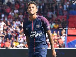 Me apaixonei, o pai ta off! Neymar Jr Who Plays For French Club Paris Saint Germain