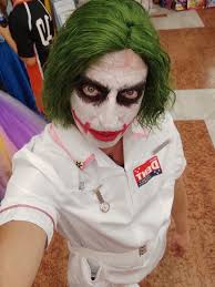 Ciao!! Sia il 31 che il 3 novembre ero la statua di Solo Leveling! Se avete  qualche foto non esitate a mandarmele!!!🫶🏻 grazie!