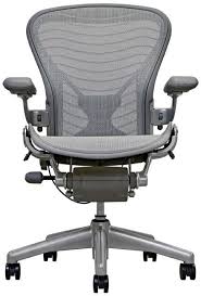 Must Have This In My Office Aeron Chair In Titanium With Smoke Frame By Herman Miller Best Office Chair Modern Office Chair Ergonomic Office Chair