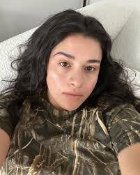 Lilian Kennedy's Instagram, Twitter & Facebook