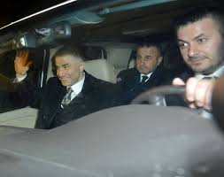 Sedat peker haberleri ve güncel gelişmeler için tıkla! Erdogans Mafiapate Propagiert Ehre Blut Und Vaterland