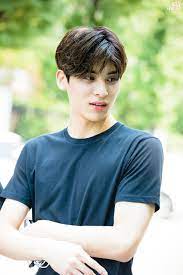 Yoo taeyang facts & tmi · taeyang was born and grew up in seoul. Sf9 Yoo Taeyang Sf9 Taeyang Sf9 Taeyang