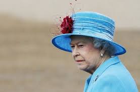 La regina elisabetta torna a essere protagonista di una nuova notizia che la riguarda, questa volta insieme alla tanto amata sorella margaret. Regina Elisabetta In Lutto E Triste Fanno Sapere In Via Ufficiale Da Buckingham Palace Ecco Chi Non C E Piu Caffeina Magazine