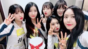 Gfriend Celebrates 3rd Anniversary At 2018 Idol Star Athletics Championships Foto Sahabat Sahabat