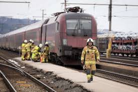 Die obenstehende information zu bahnhof straßwalchen, mit der anschrift westbahnstraße 8 5204 strasswalchen, ist akkurat und wurde durch offene quellen zusammengetragen. 28 01 2018 Oleinsatz Bahnhof Steindorf Bei Strasswalchen
