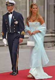 Doch auch prinzessin madeleine will es sich nicht nehmen lassen, stolz vor die fo. Der Style Von Prinzessin Madeleine Royal Dresses Marriage Dress Royal Outfits