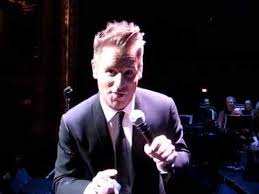Simply meant to be, necesito sentir de nuevo, dirmi di si и другие песни. Message For Celine Dion By Bernard Lachance The Chicago Theatre June 6th Message Pour Celine Youtube
