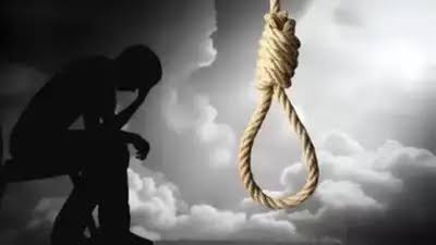 पोक्सोच्या गुन्ह्यात पसार असलेल्या बीडच्या राष्ट्रीय खो-खो खेळाडूची पुण्यात आत्महत्या