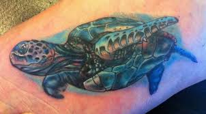 Simple kokopelli turtle tattoo on right back shoulder. 21 3d Turtle Tattoos You Won T Believe Petpress
