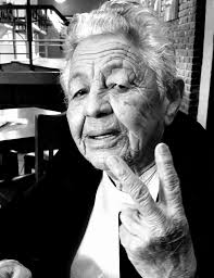 What are good venues and florists in Delano or near for a wedding?