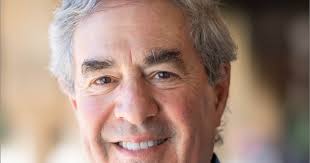 Steven Boxer receives 2024 Ellis R. Lippincott Award