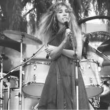 This is a list of lead vocalists.this list includes notable musicians whose status as the lead singer and/or vocalist of a musical group has been established by obvious fact or by the musical group itself. 720 Stevie Nicks Ideas Stevie Nicks Stevie Stevie Nicks Fleetwood Mac