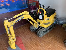Original Pc01 Used Komatsu Excavator Smallest Digger Excavator Honda Engine 3 5hp