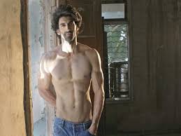 Kalank Aditya Roy Kapur Lets Go Of His Fitness Routine For The Film Written by pinkvilla desk 1774117 reads mumbai updated: kalank aditya roy kapur lets go of