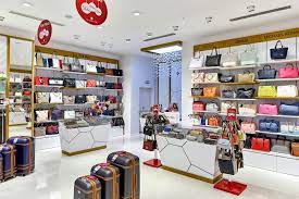 Matmazel Passend Zum Corporate Identity Hat Shopline Ladenbau Ein Modernes Design Entworfen Und Umgesetzt Al Store Design Interior Design Company Store Design