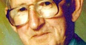 Arlie Johnston dies here Sunday; funeral Wednesday