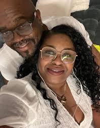 I don't know how I joined this group. But my birth date 11-30-83 . I have 5  children 2 from first marriage. And three with my new wife . My new woman