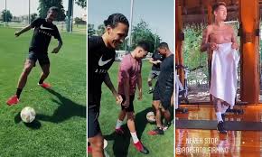 166,701 likes · 31,192 talking about this. Back To The Grind Liverpool Stars Van Dijk Oxlade Chamberlain And Wijnaldum Train In Dubai Daily Mail Online