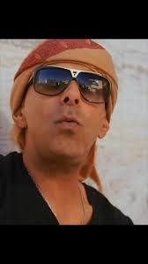 MY NEW SINGLE ’ROLL THAT LOVE’ IS OUT EVERYWHERE IN THE WORLD RIGHT NOW  #allplatforms , BIG THANKS TO MY BAND AND PRODUCERS AND SUPPORT @abulittles  @raedelkhazen @6arek5uluki @alexpsaroudakismastering ...