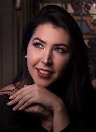 Anna Aguado's Instagram, Twitter & Facebook