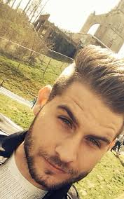 Met dries roelvink als bekende vader weet dave als geen ander hoe het is om in de spotlights te staan. Dj Dave Roelvink Home Facebook