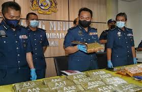 Check spelling or type a new query. Part Time Insurance Agent Nabbed With 18kg Ganja In Kuching Airport The New Sarawak Bold Insightful News Opinions