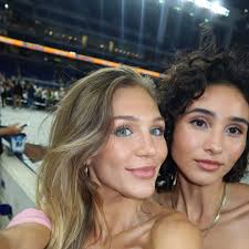 Danielle Chavez (@daniellefrancescas) • Instagram photos and videos