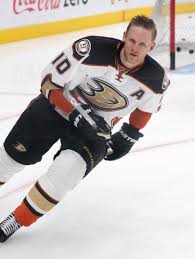 Corey perry (born may 16, 1985) is an athlete from canada who competes in ice hockey. Corey Perry Wikipedia