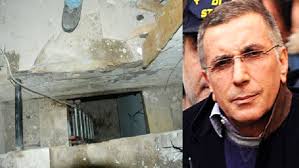 Pasquale zagaria, che era detenuto al 41bis in sardegna, ha ottenuto 5 mesi di arresti domiciliari. Blitz Della Squadra Mobile Arrestato Il Costruttore Del Bunker Di Zagaria