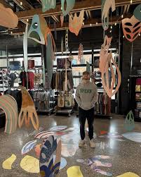 I love loving you. A few days late, but happy anniversary @rebones_regards  🫶🏻💌 I saved my favorite for last…only you can make carrying a bag of 💩  look so joyful :)