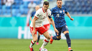 Wir müssen das als männer hinnehmen. Lewandowskis Polen Unterliegen Der Slowakei Fc Bayern