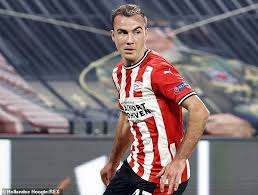 If mario götze is going to be in psv eindhoven lineup, it will be confirmed on sofascore one hour. Mario Gotze Is Injured Just Two Games Into His Psv Career Despite Getting Into Shape Of His Life Aktuelle Boulevard Nachrichten Und Fotogalerien Zu Stars Sternchen