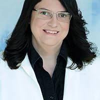 The Huntress: Darknight Daughter by Paul Levitz