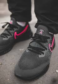 Buy official psg training kit including polo shirts, tracksuits, jackets, training shirts, hats, scarves, bags and more at uksoccershop. Nike Launch Psg Epic React Flyknit 2 Soccerbible