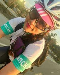 spicy cycle chicks おしゃれまとめの人気アイデア pinterest leo 自転車ガール サイクリング 自転車