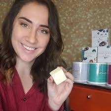 Keri Hinkle's Instagram, Twitter & Facebook