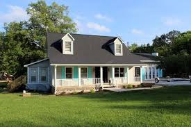 Lake Greenwood Home For Sale 250 000 Lakefront Home For Only 250 000 Dont Miss Out Real Estate Ad 571970 Lakefront Homes Waterfront Homes Lake House