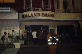 We did not find results for: Toko Holland Bakery Di Pondok Indah Terbakar 2 Pegawai Terluka