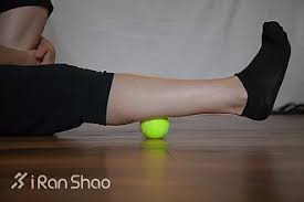 Todo sobre el mundo del deporte con el tono de humor único de marca. Descubre Como Darte Unos Increibles Masajes Con Tan Solo Una Pelota De Tenis Increible