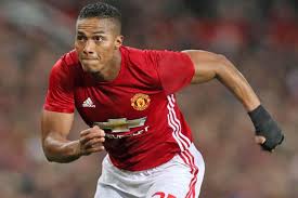 Antonio valencia destrozando a argentina (imparable). Two Antonio Valencia Replacements Manchester United Should Consider