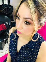 Adriana Araiza's Instagram, Twitter & Facebook