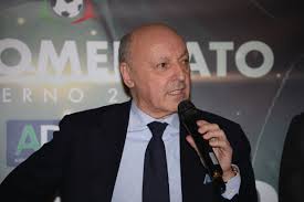 Mauro icardi has 'contract terminated while i was alone on the second floor of the boat, lying on the couch and listening to a bit of reggae, wanda all of a sudden came and sat beside me. Beppe Marotta Meets With Mauro Icardi And Wanda Nara Serpents Of Madonnina