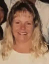 Janet Wareham's Instagram, Twitter & Facebook